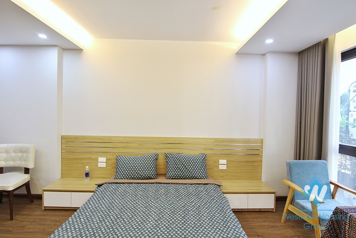A brand new studio with lot of natural light in Tay ho, Ha noi
